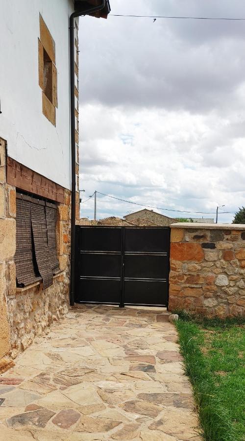 Casa Del Medio Villa Fuentecantos Exterior photo